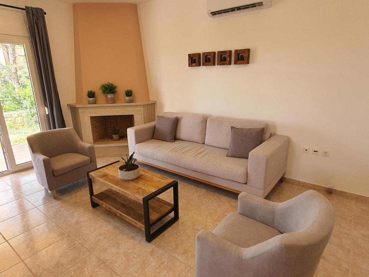 Natural View Villa With Private Pool Skouloufia Exterior photo